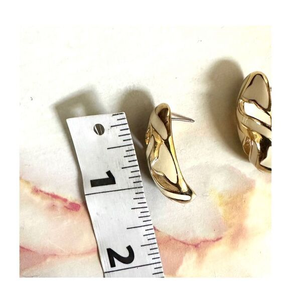 Trifari abstract modern python safari collection earrings - Picture 8 of 8